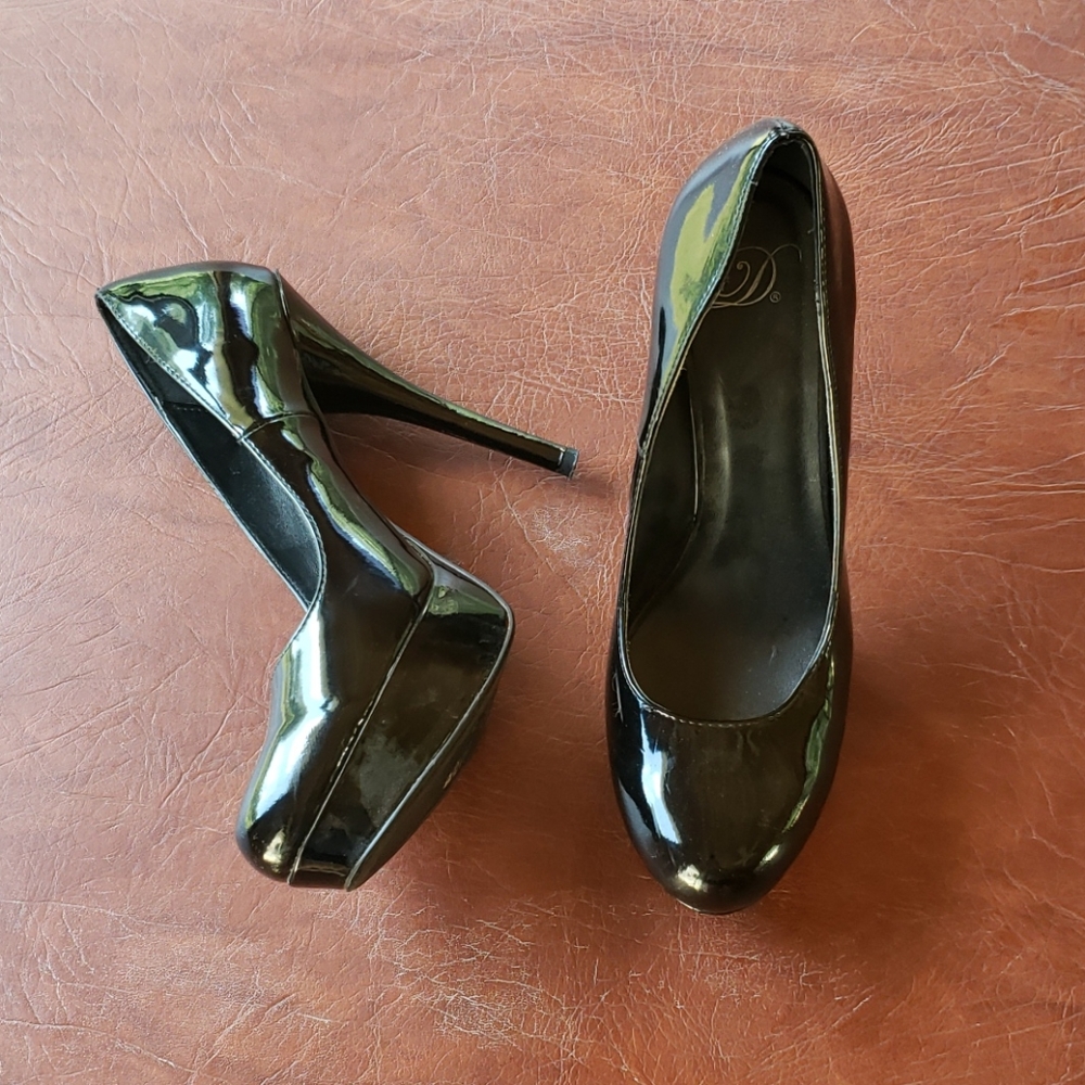 Patent leather pumps